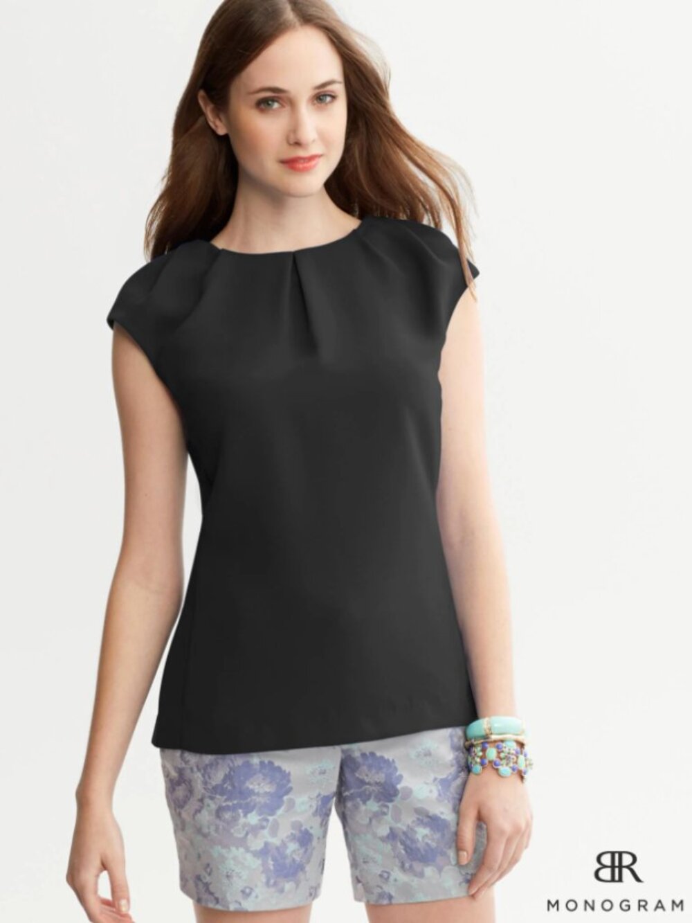 NWT Banana Republic BR Monogram Pleated Top Black SZ-6